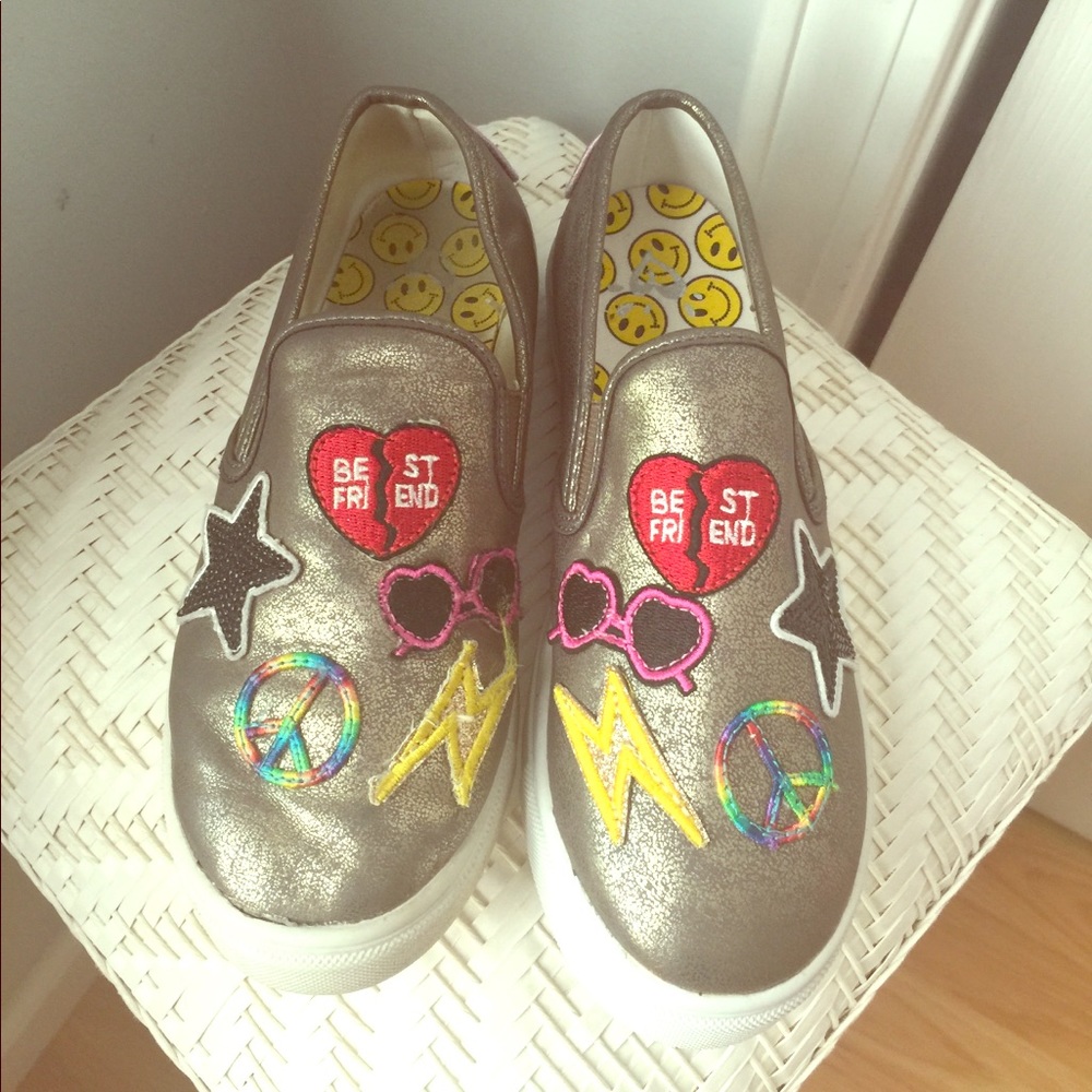 Justice slip on